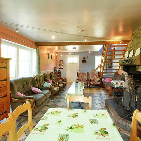 Beautiful Farmhouse In Brisy With Sauna Zewnętrze zdjęcie
